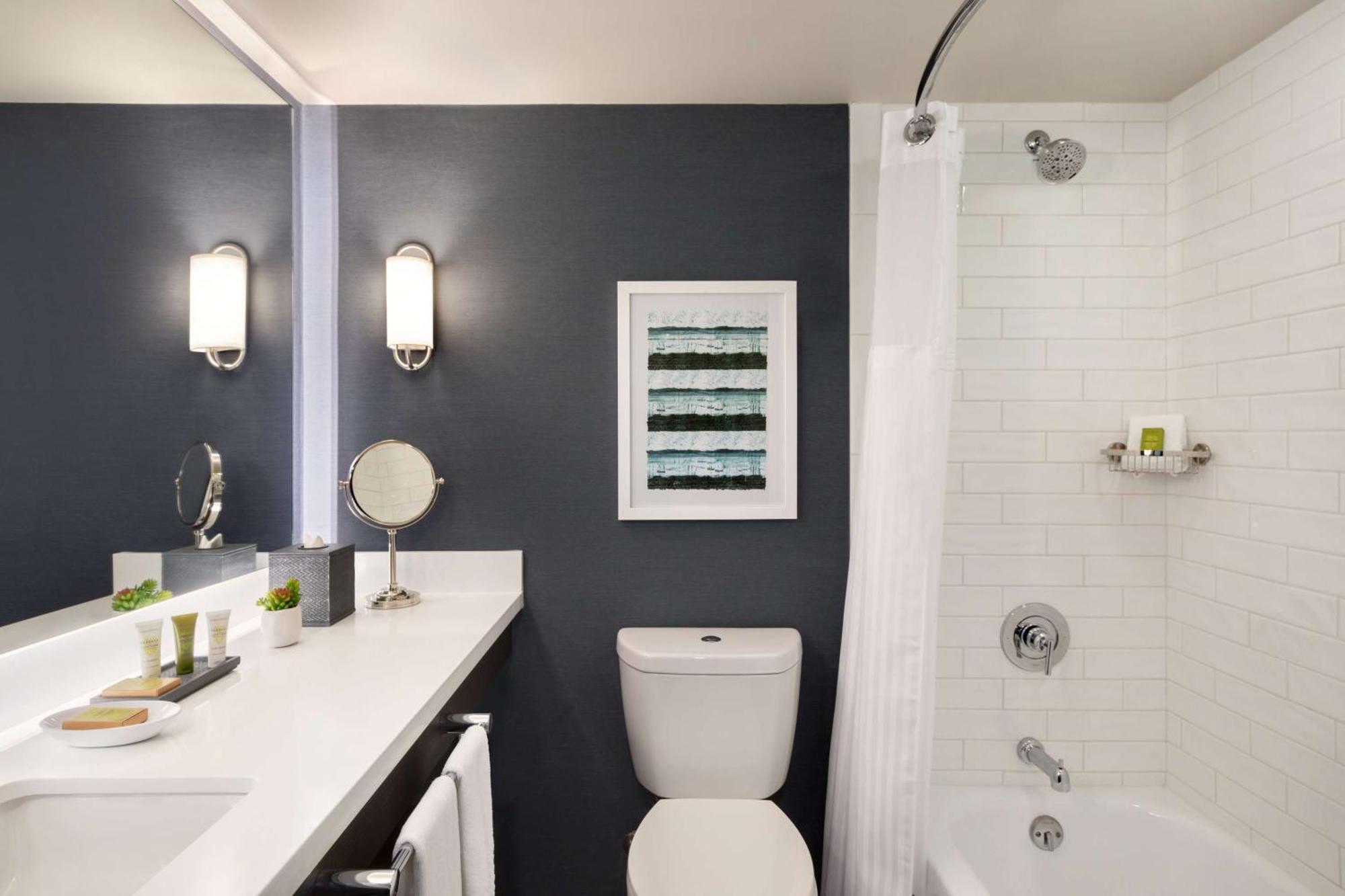 Superior King Room,1651170663:JPEG