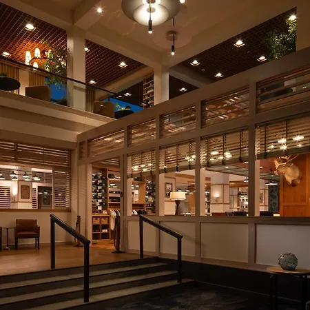 Hotel Champlain Burlington, Curio Collection By Hilton-3